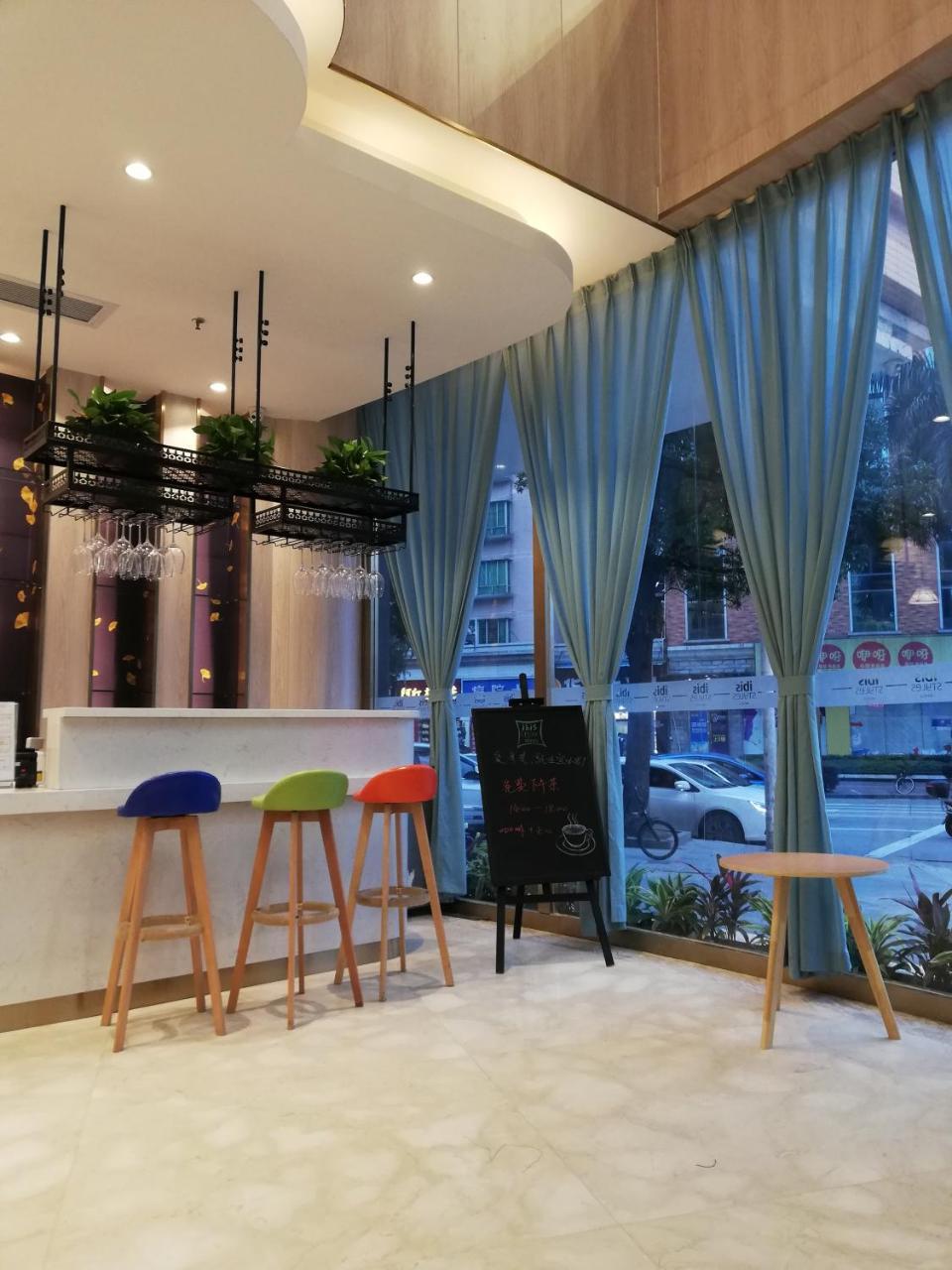 Ibis Styles Guangzhou Panyu Shiqiao Hotel Exterior foto